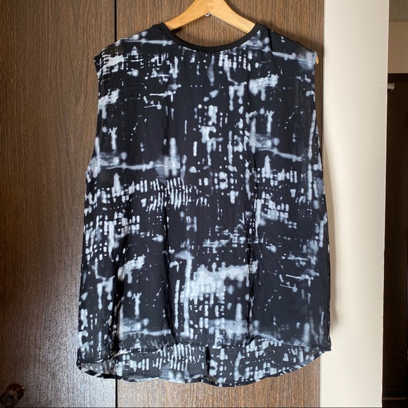 Tops - Tank Top Blouse